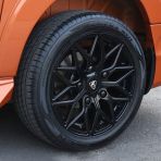 Close-up view of the Transit Custom 18" Predator Viper Matte Black Alloy Wheel