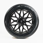 Front face view of the 18" Predator Viper Matte Black Alloy Wheel