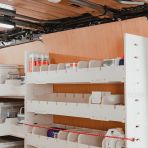 Within Optional Extra: A top tray for longer items