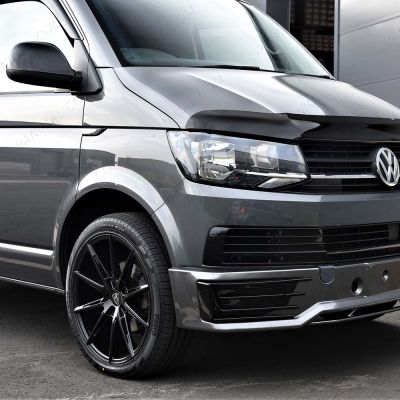 Front van view of the 20x8.5 Cades Chronos Jet Black Alloy Wheel