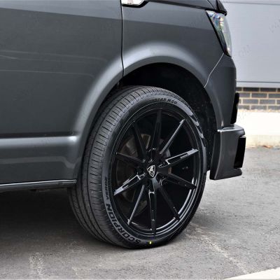 VW Transporter Cades Chronos Jet Black Alloy Wheel