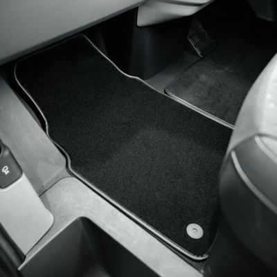 VW Caddy 2021- Velour Carpet Front Floor Mat (Welded Diamond Heel Pad – 2 Piece, Black)
