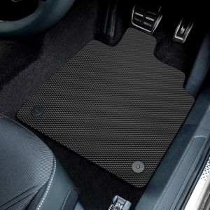 VW Multivan T7 2022+ Tailored Front Rubber Floor Mat (3mm Diamond – 1 Piece)