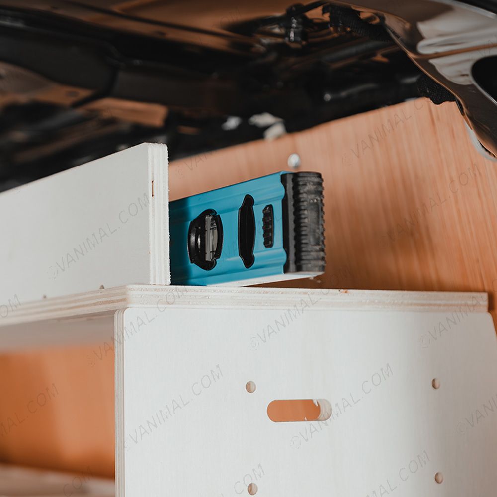 Close-up view of the Optional top tray for longer items