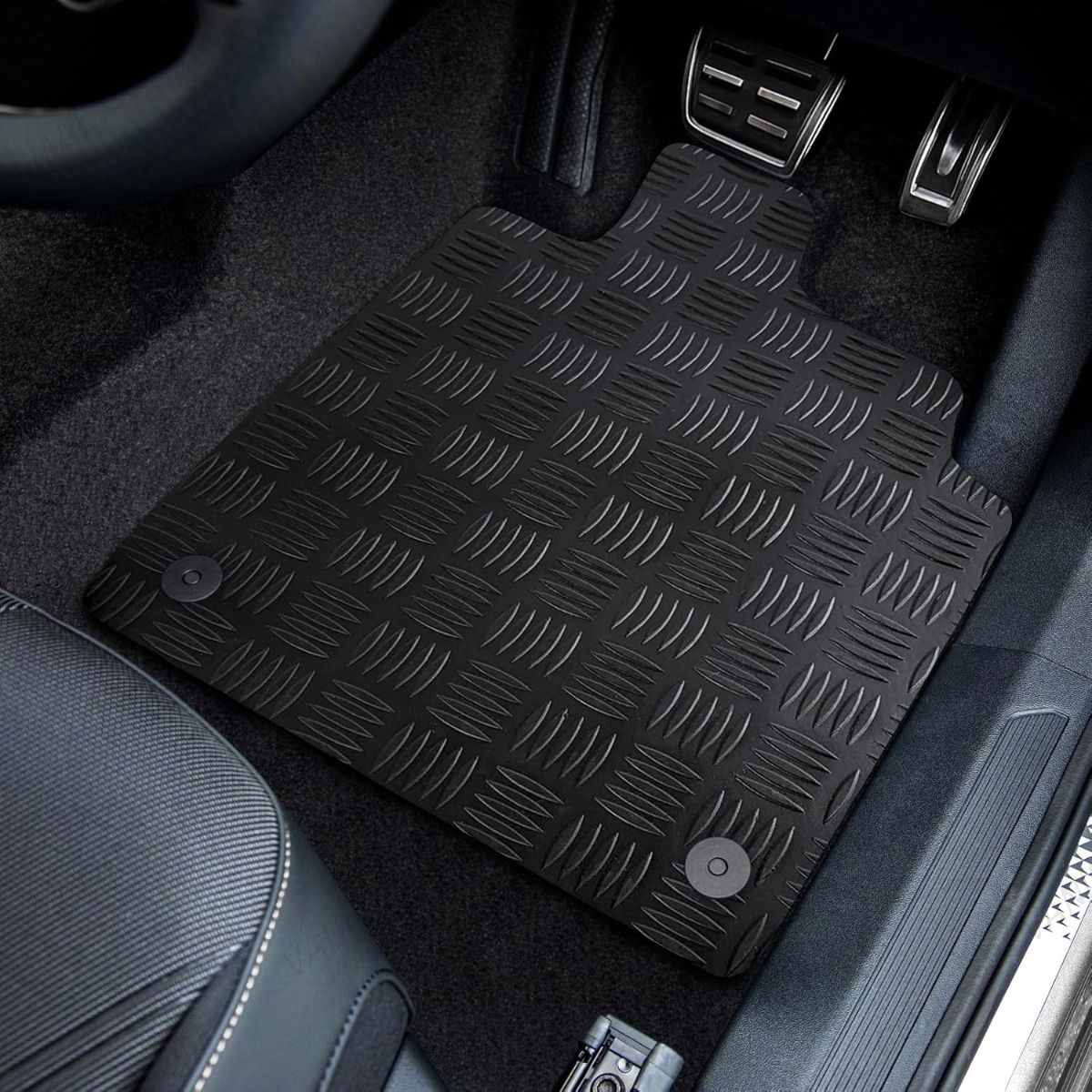 Mercedes Sprinter 2018+ Tailored Front Rubber Floor Mat (Heavy-Duty Checker Plate – 1 Piece)